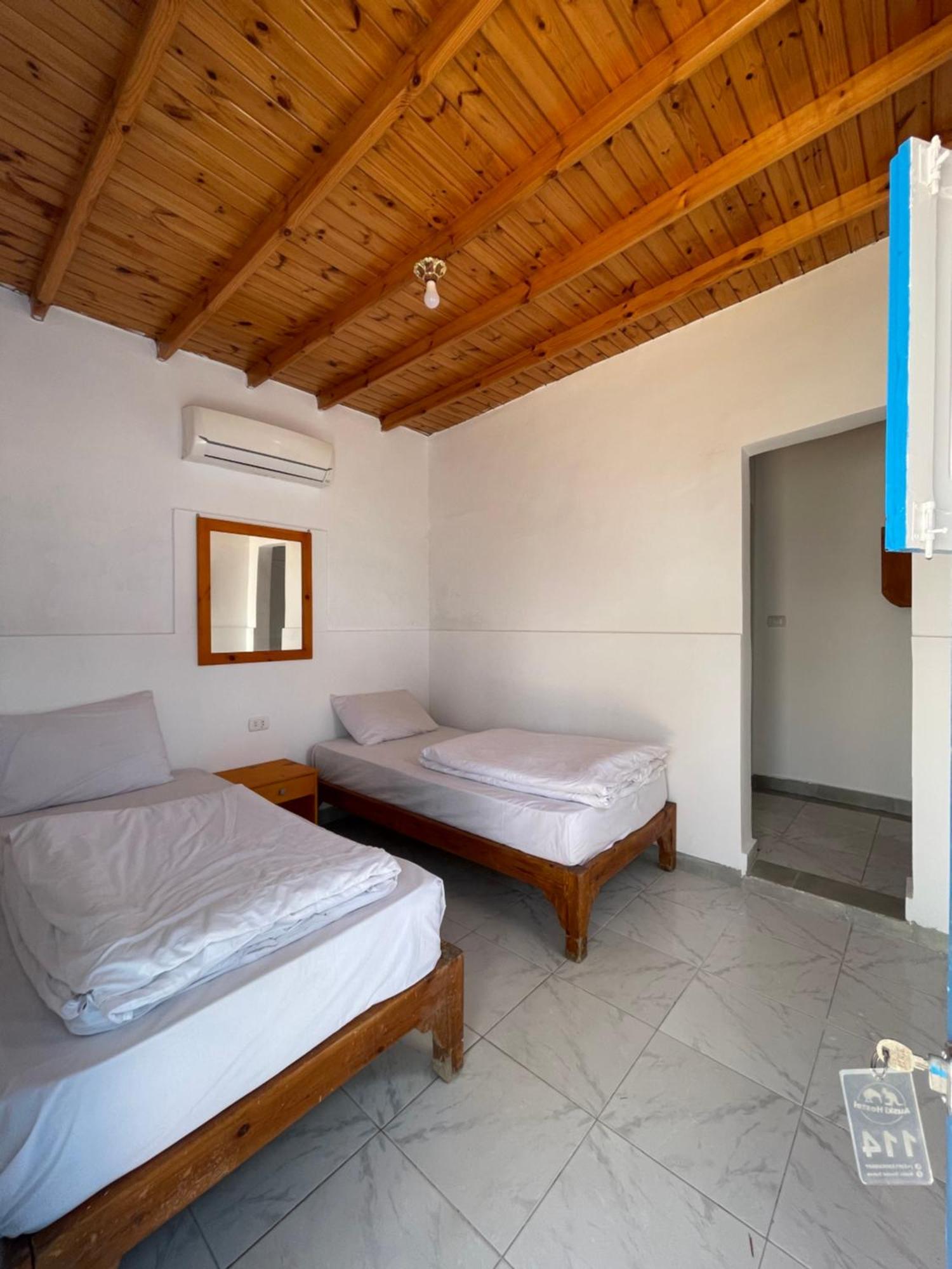 Auski Hostel Dahab Esterno foto